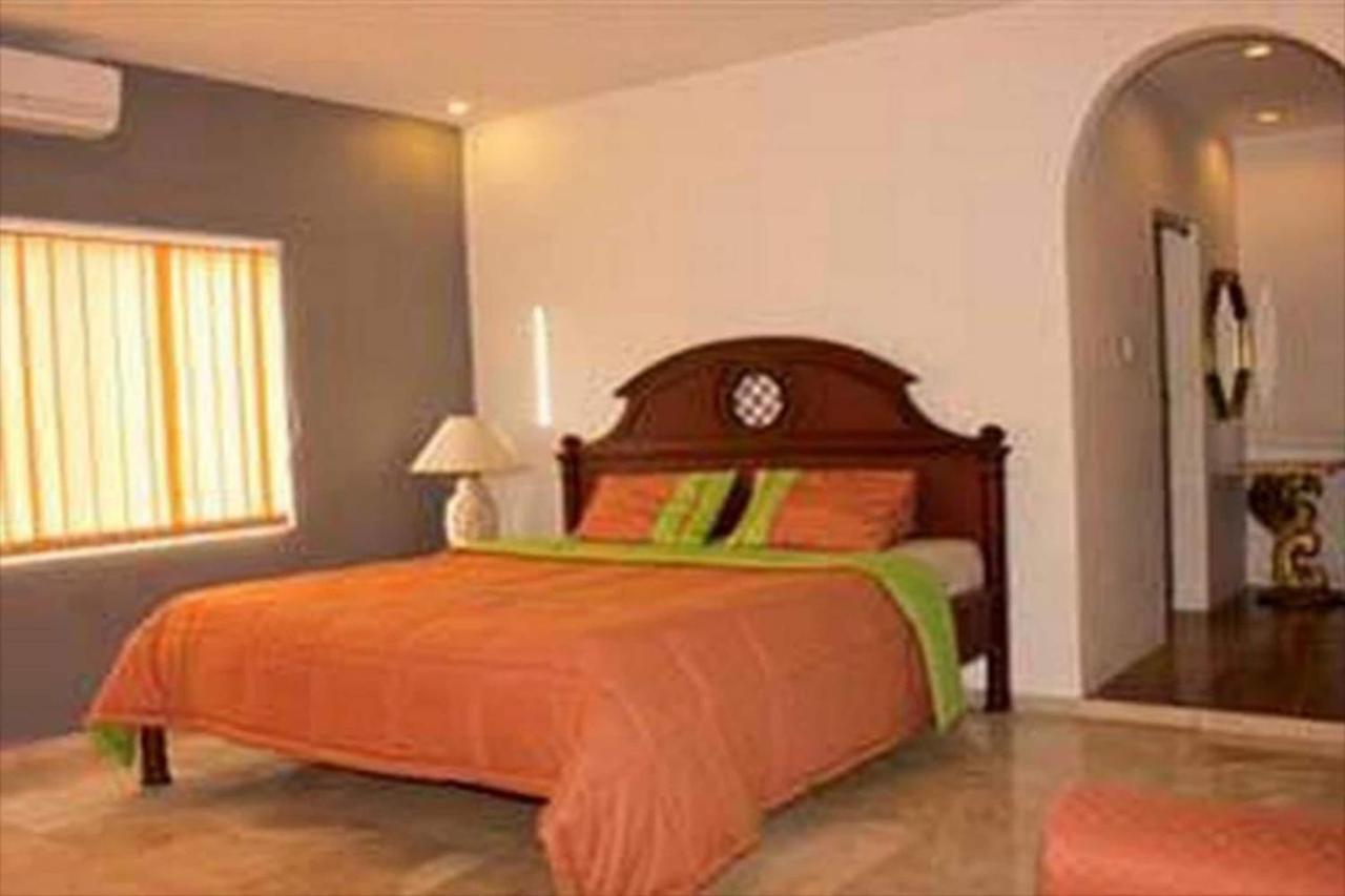 Pecatu Guesthouse Uluwatu Esterno foto