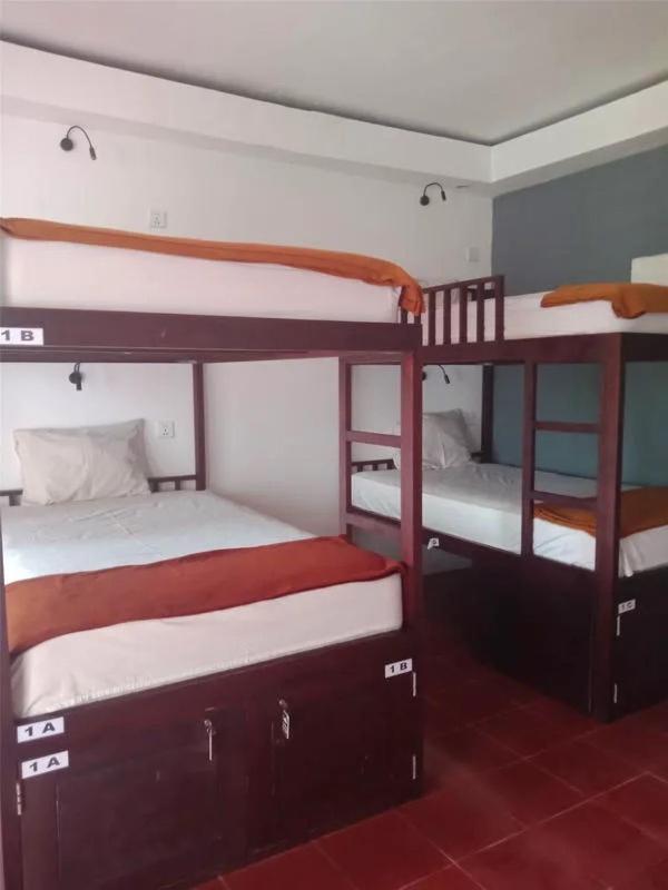 Pecatu Guesthouse Uluwatu Esterno foto