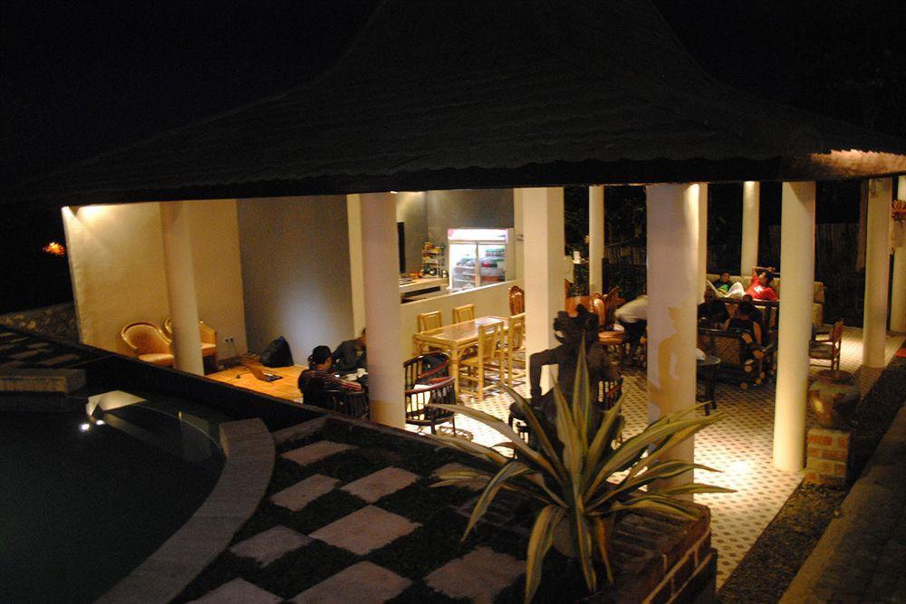 Pecatu Guesthouse Uluwatu Esterno foto